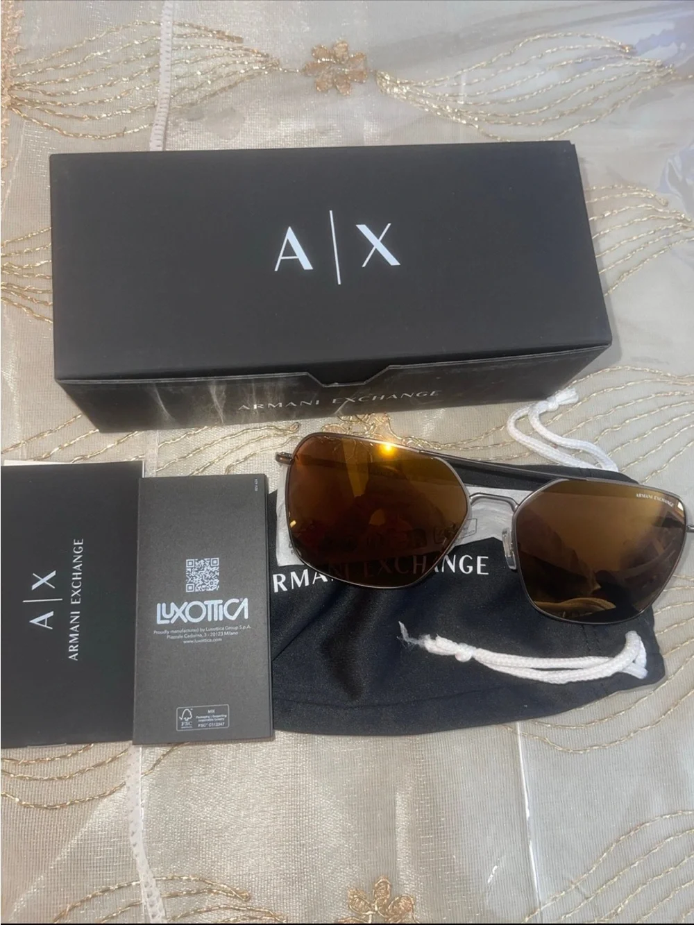 NWT Armani exchange sunglasses AX2029S - A360